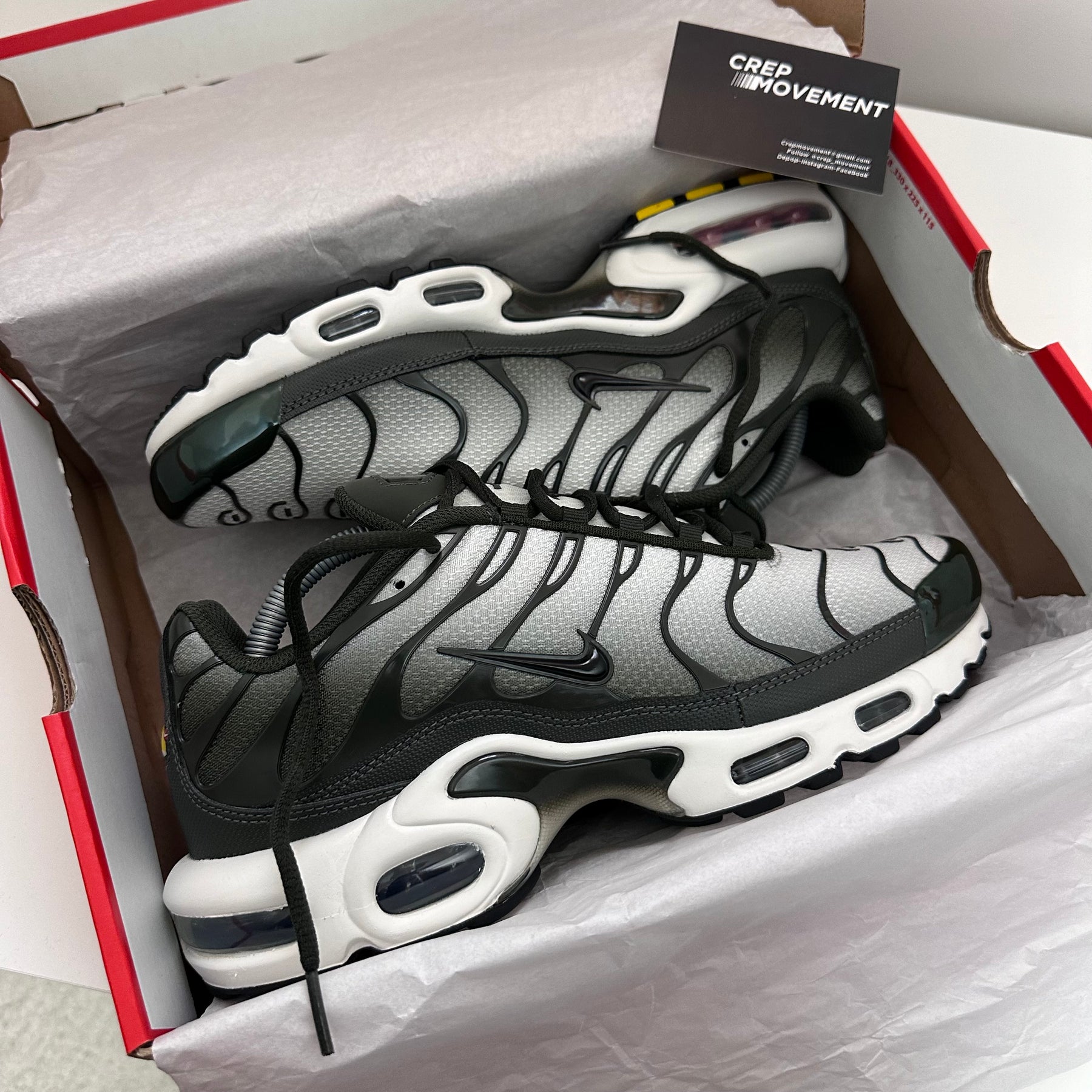 NIKE AIR MAX PLUS TN - CARGO KHAKI