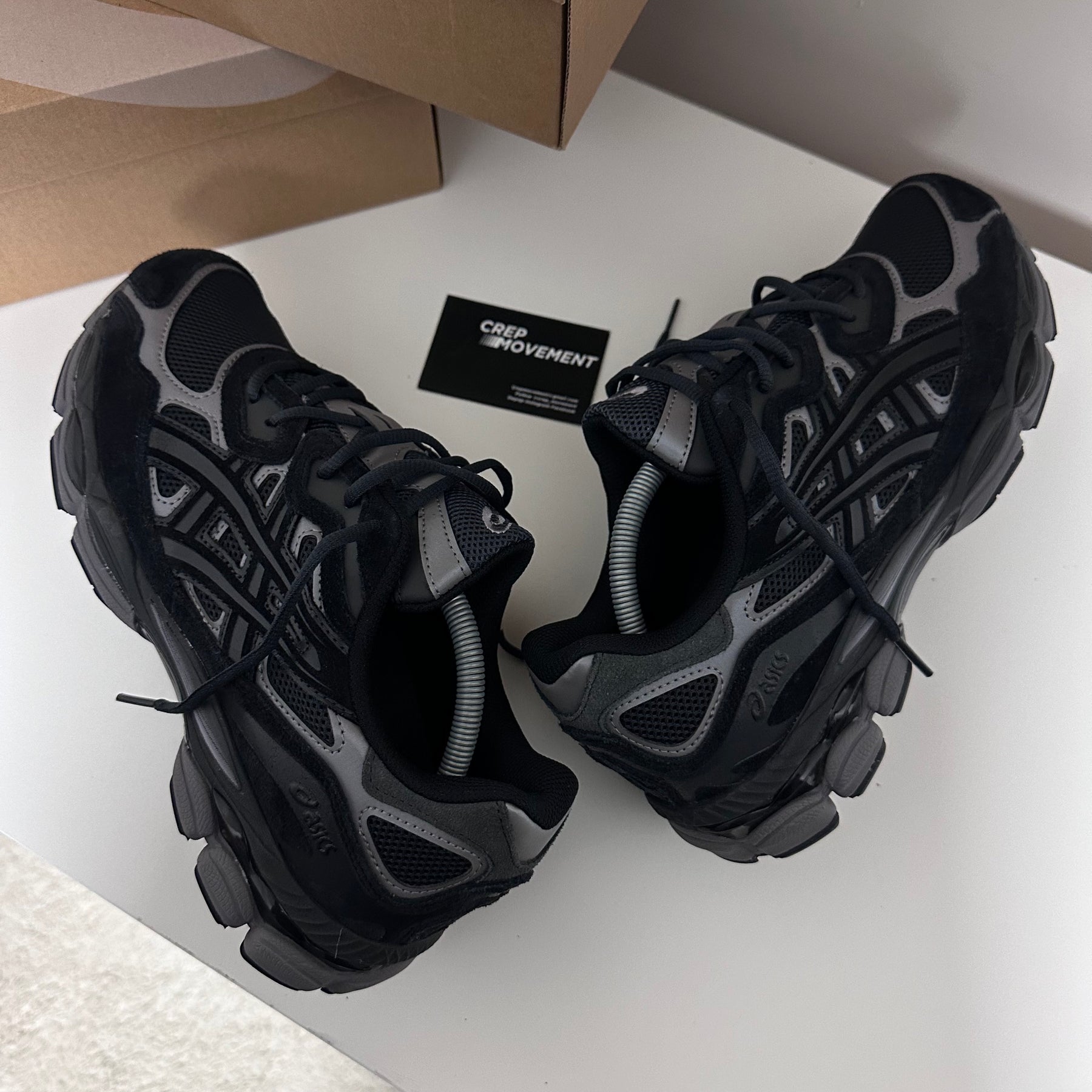 ASICS GEL NYC TRAINER - BLACK / DARK GRAPHITE
