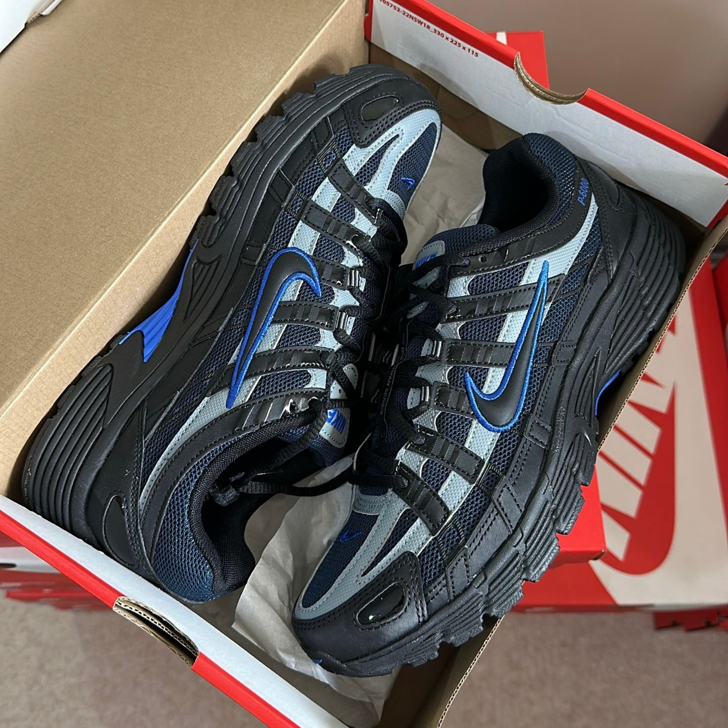 NIKE P-6000 - BLACK / MIDNIGHT BLUE