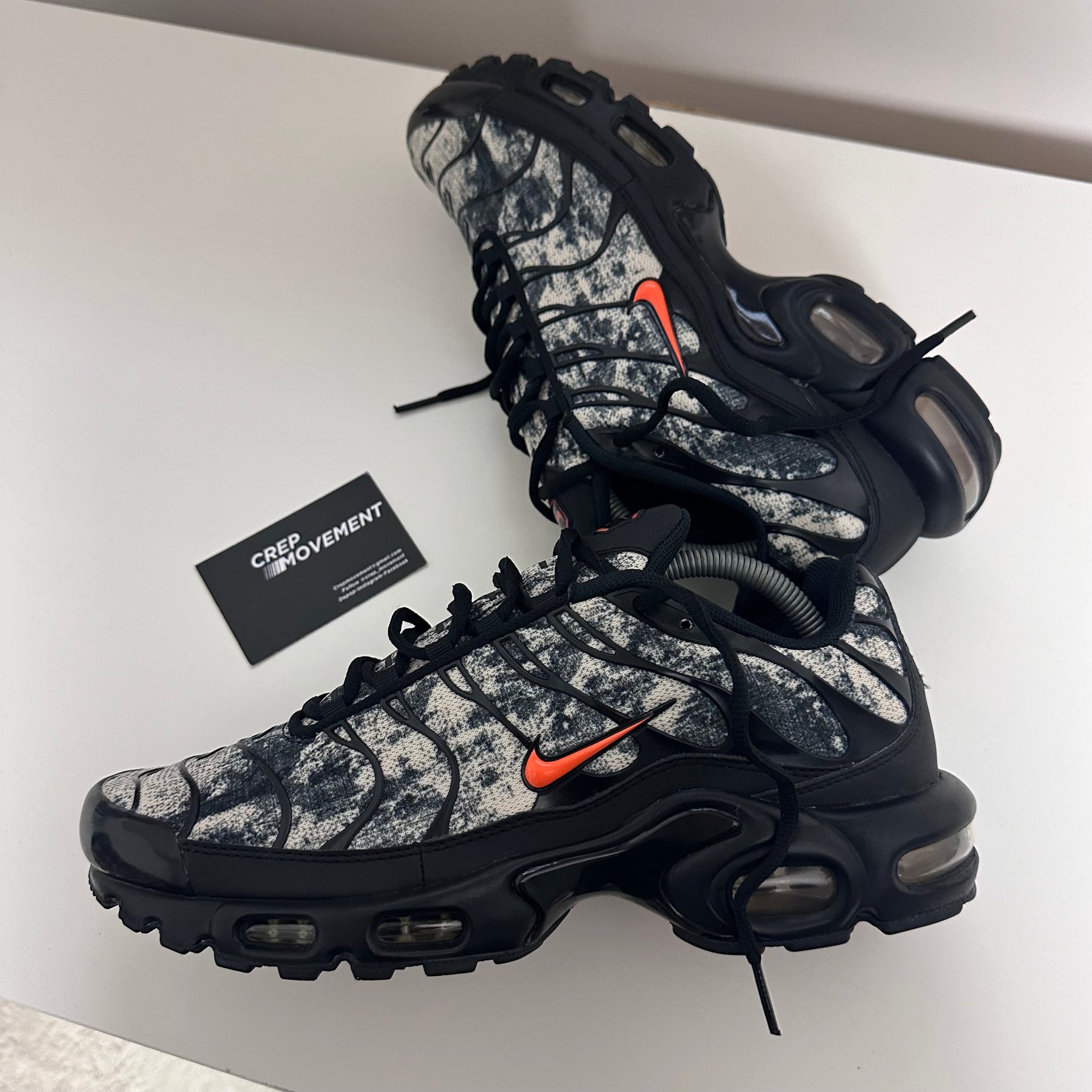 NIKE AIR MAX PLUS TN - CAMO BLACK