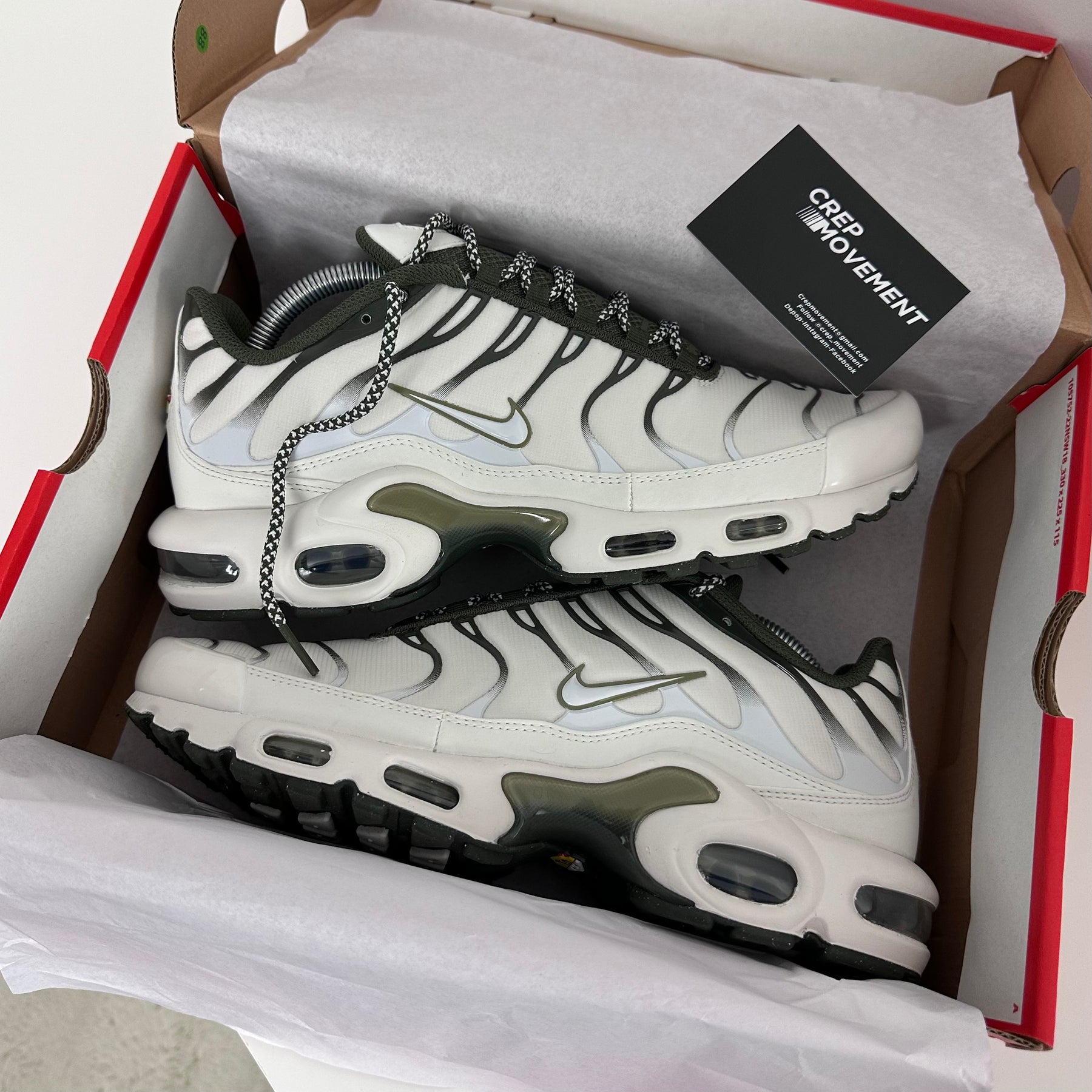 NIKE AIR MAX PLUS TN - BONE / OLIVE (CARGO KHAKI)