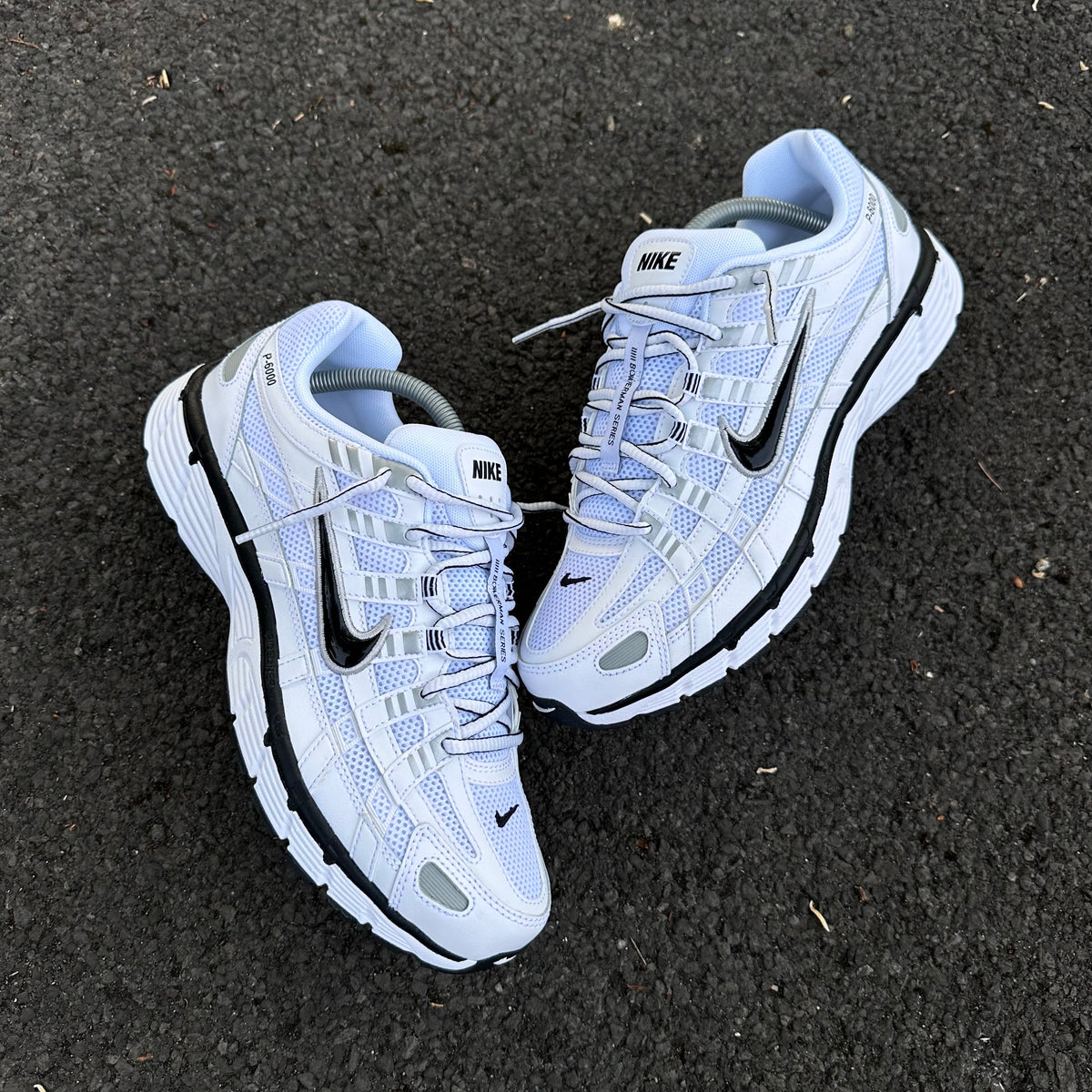 NIKE P-6000 - ICE WHITE / BLACK METALLIC SILVER
