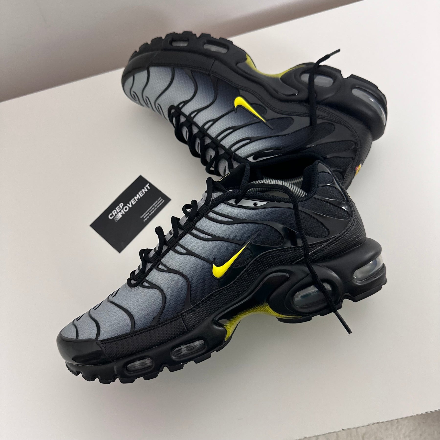 NIKE AIR MAX PLUS TN - PHANTOM / OPTI