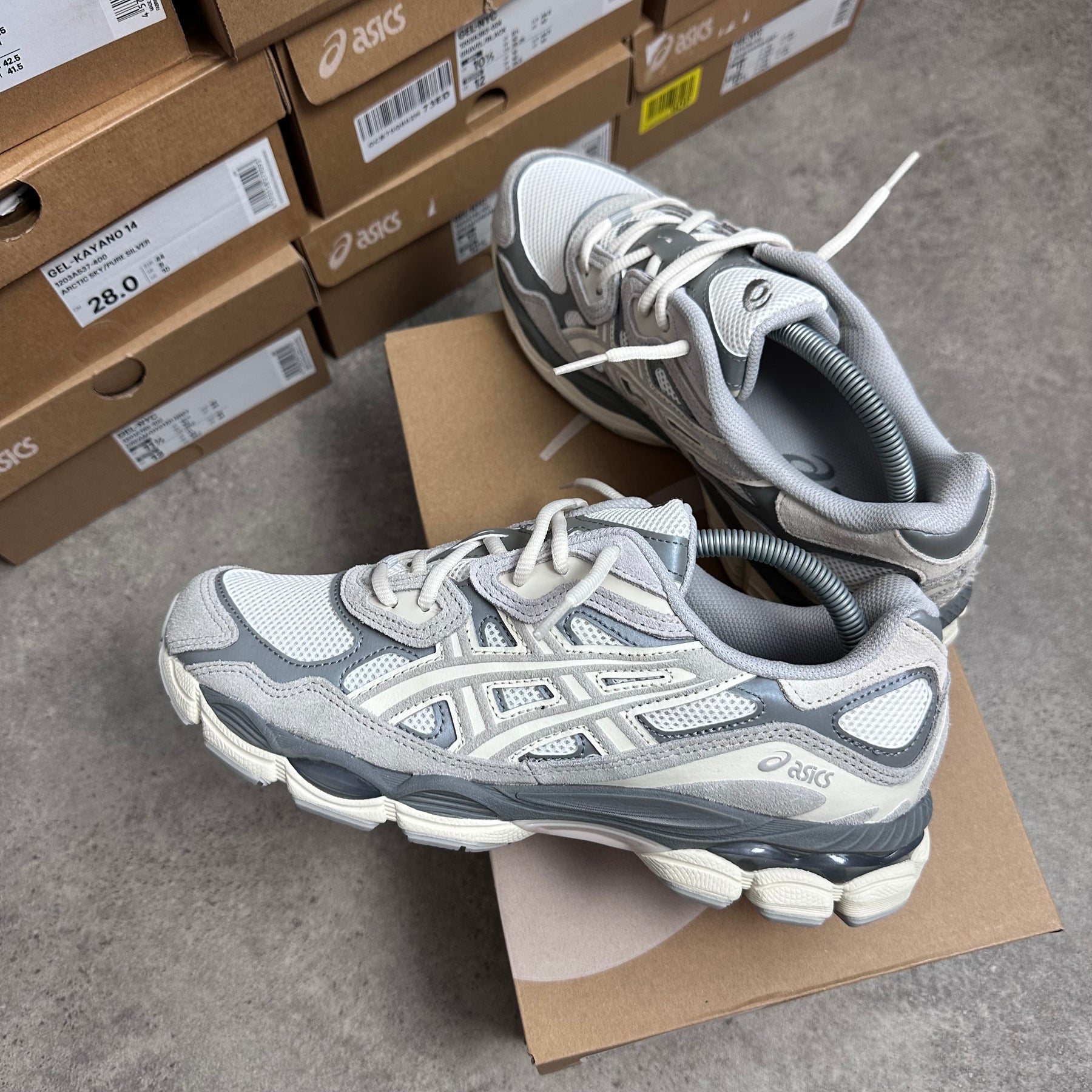 ASICS GEL NYC TRAINER - OYSTER CREAM
