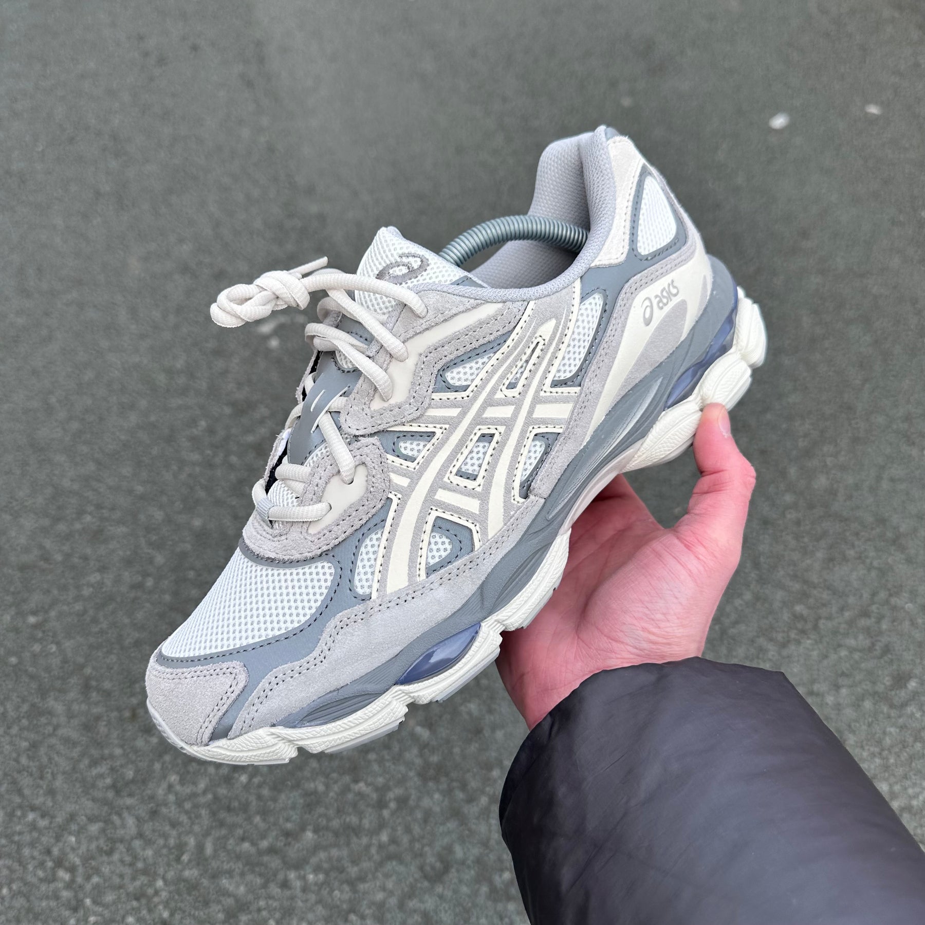 ASICS GEL NYC TRAINER - OYSTER CREAM