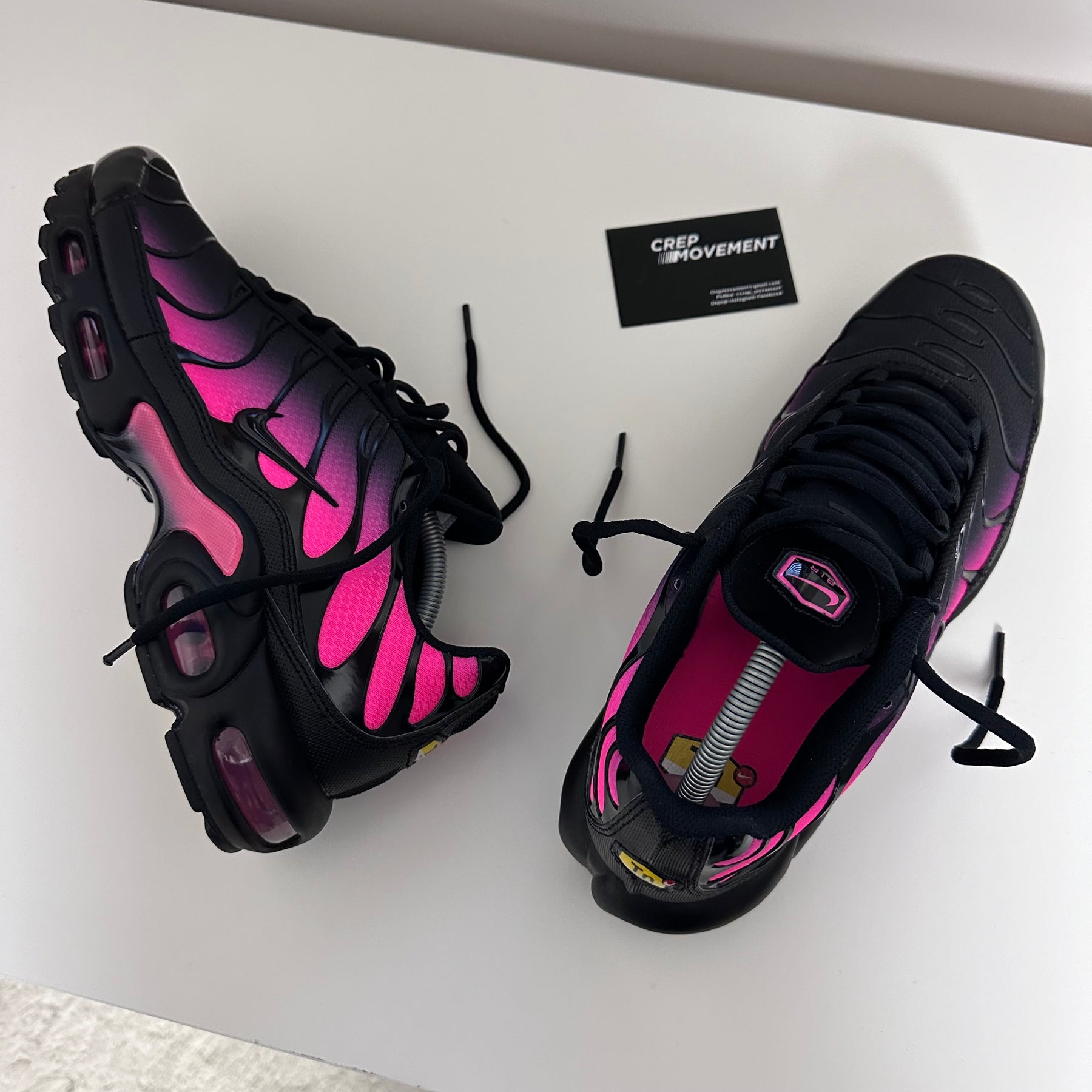 NIKE AIR MAX PLUS TN - HYPER PINK