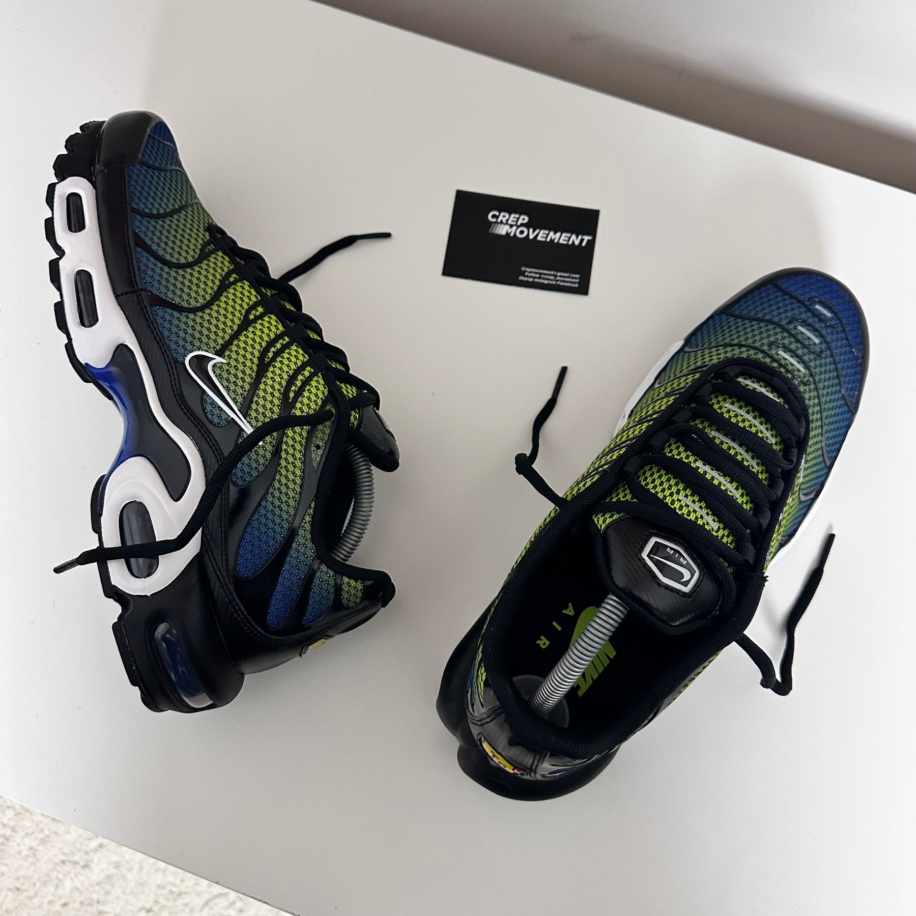 NIKE AIR MAX PLUS TN - RACER BLUE / VOLT