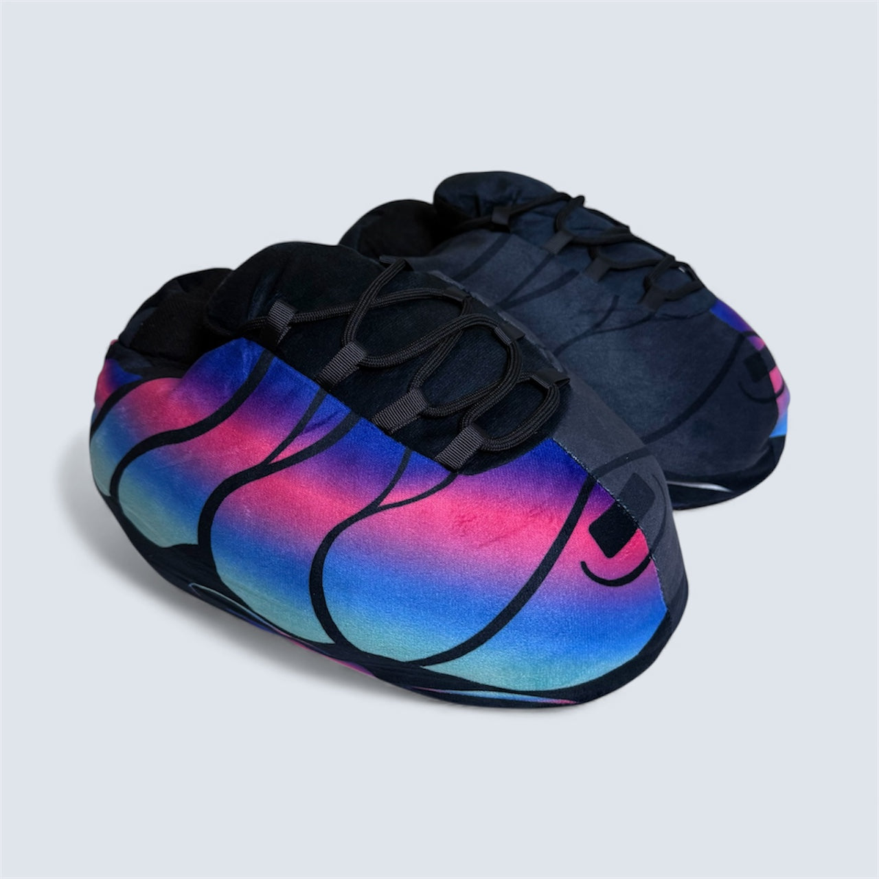 TN INSPIRED PLUSH SLIPPER - BERLIN