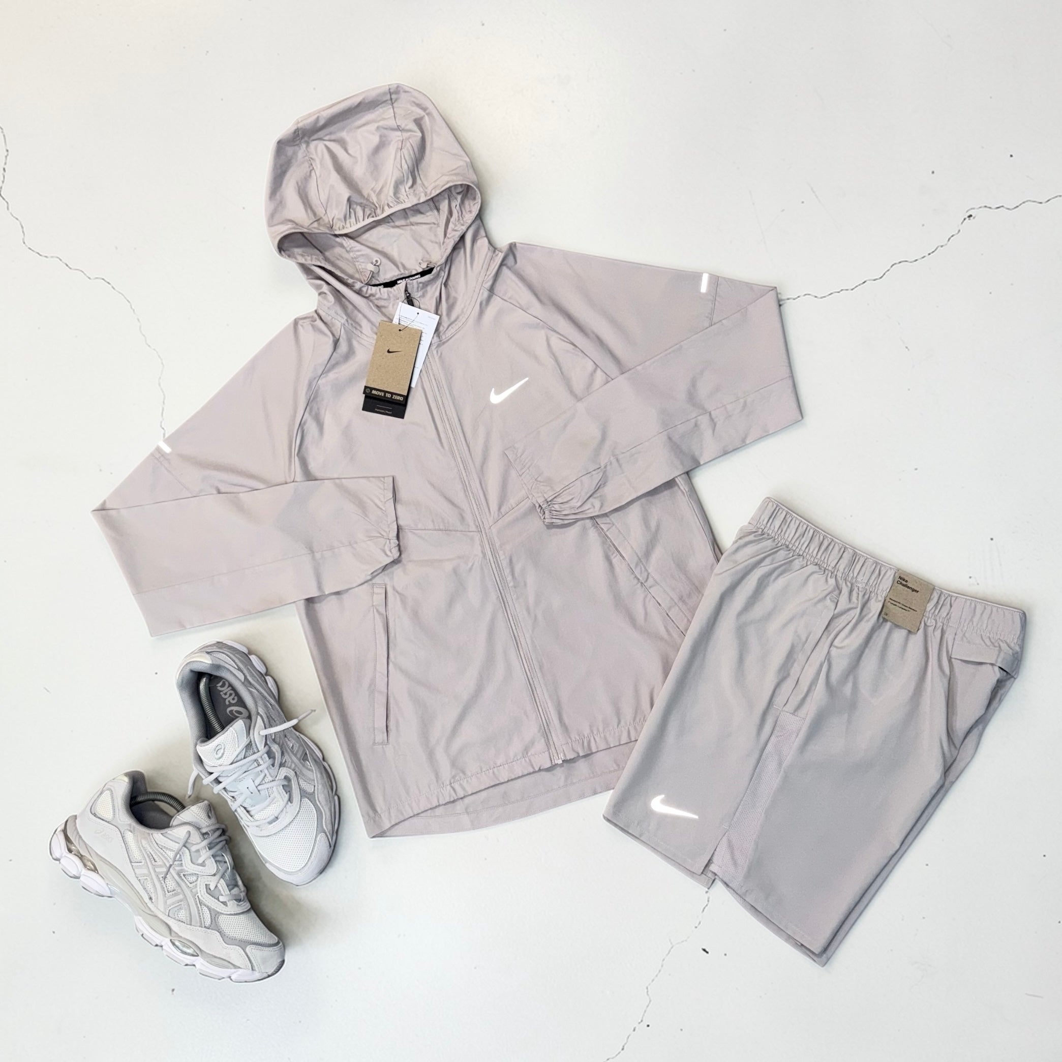 NIKE DRI-FIT WINDRUNNER AND CHALLENGER SHORTS SET - BEIGE