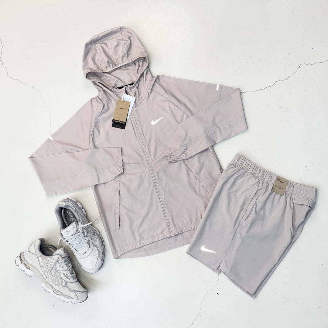 NIKE DRI-FIT WINDRUNNER AND CHALLENGER SHORTS SET - BEIGE