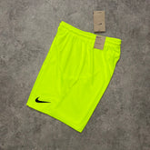 NIKE LOGO ESSENTIAL SHORTS - VOLT