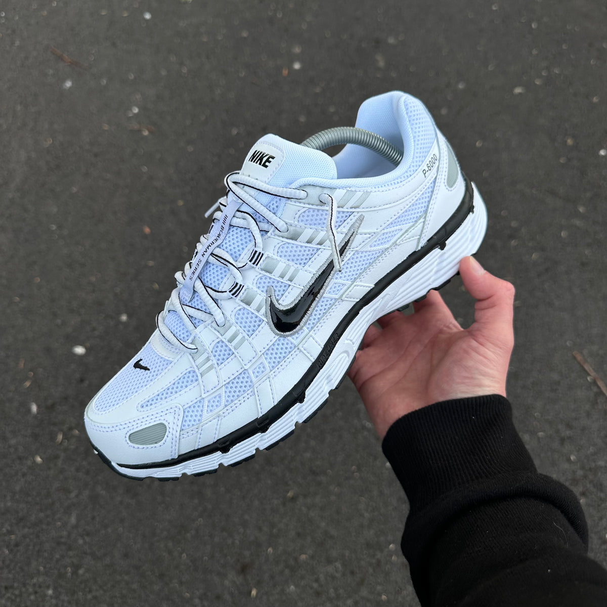 NIKE P-6000 - ICE WHITE / BLACK