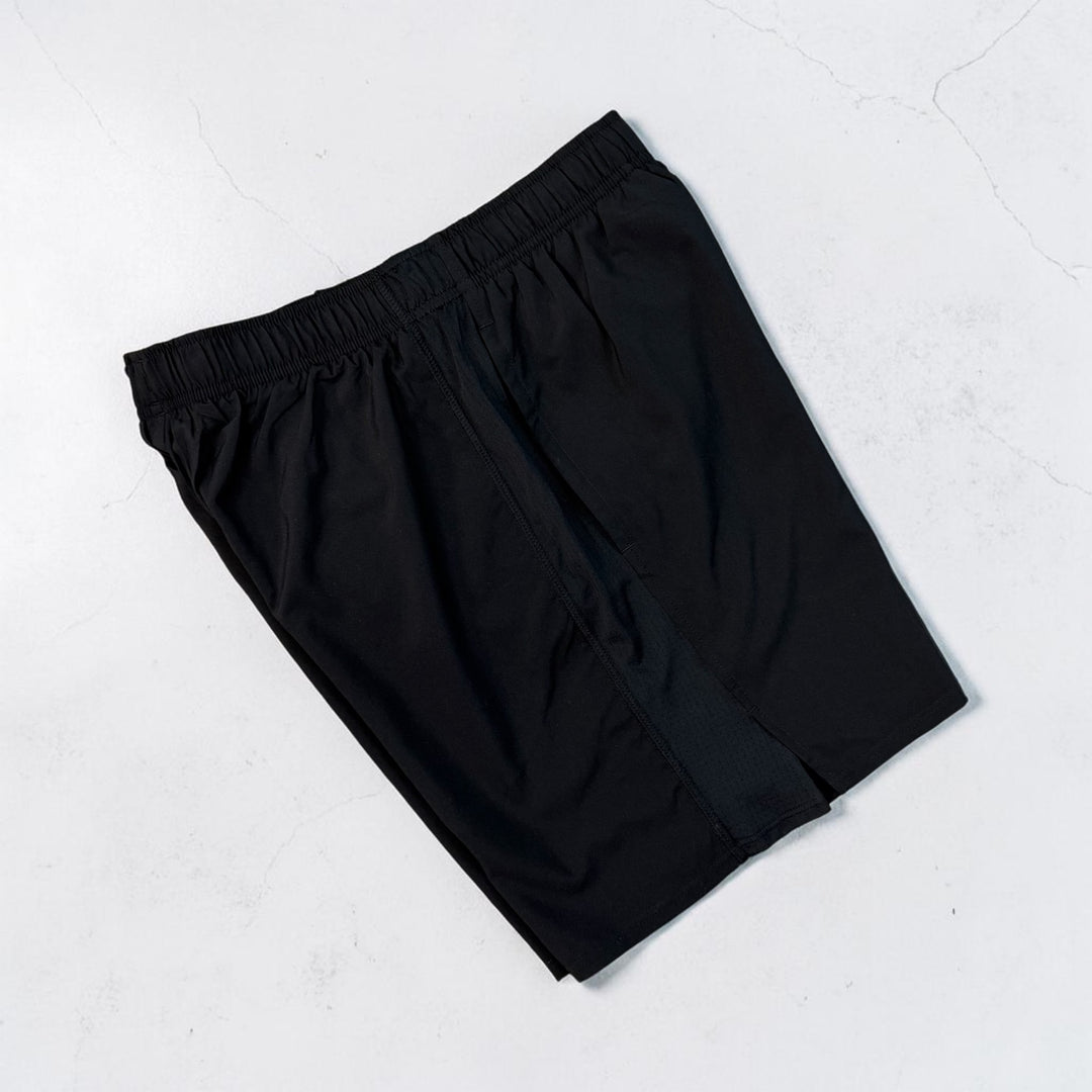 ASICS CORE SHORTS - BLACK