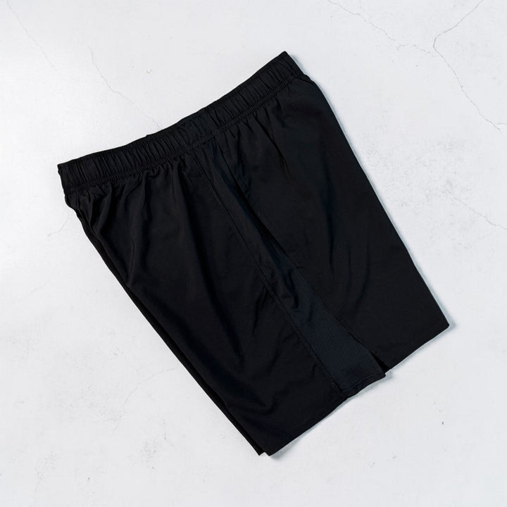 ASICS CORE SHORTS - BLACK