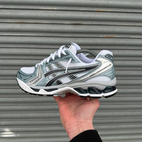 ASICS GEL-KAYANO 14 TRAINER - WHITE / FJORD GREY
