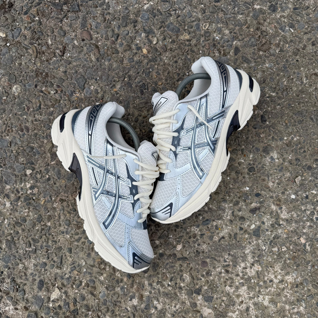 ASICS GEL 1130 TRAINER - CREAM / CARRIER GREY