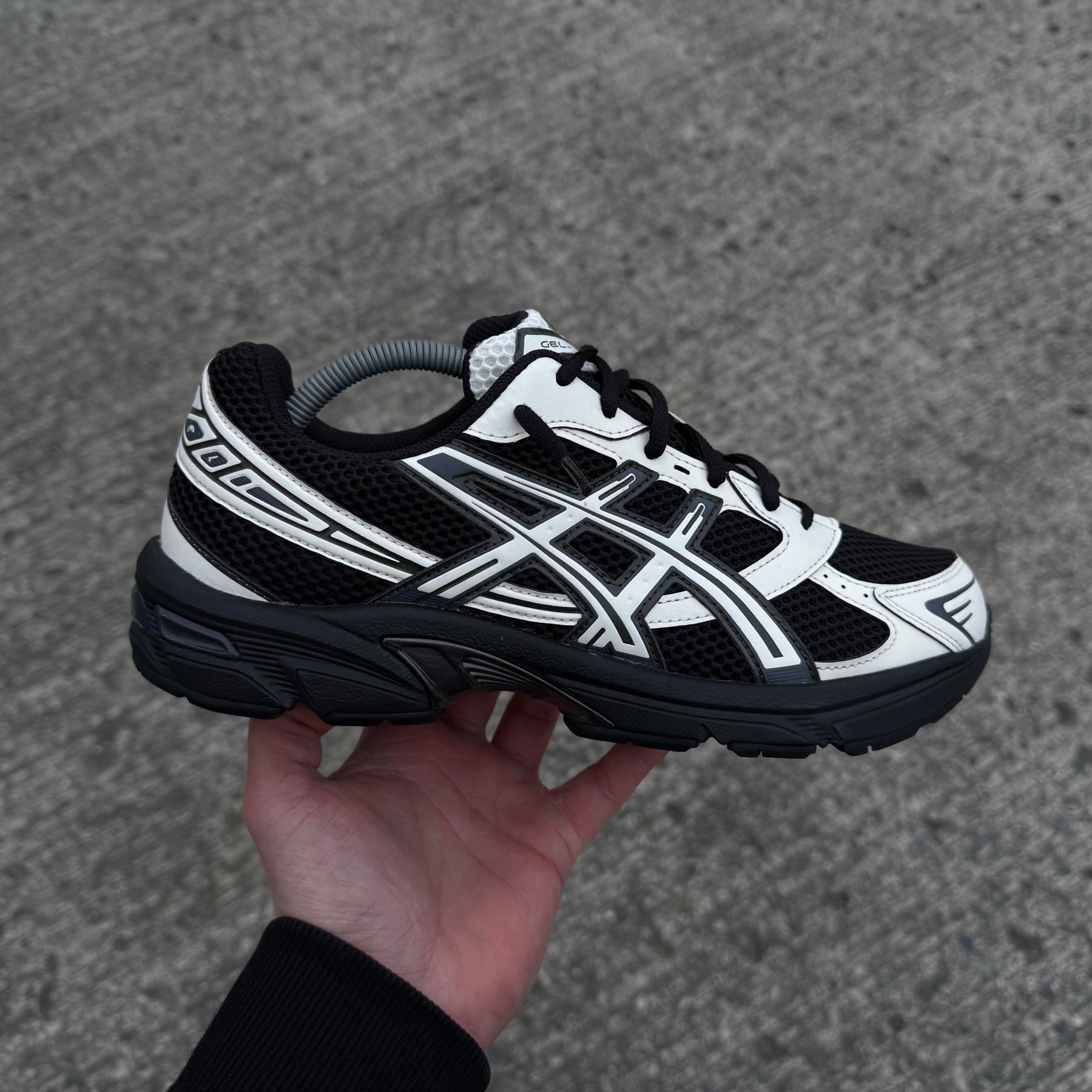 ASICS GEL 1130 TRAINER - BLACK CREAM