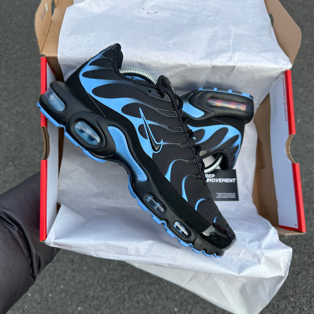 NIKE AIR MAX PLUS TN - BLACK UNIVERSITY BLUE