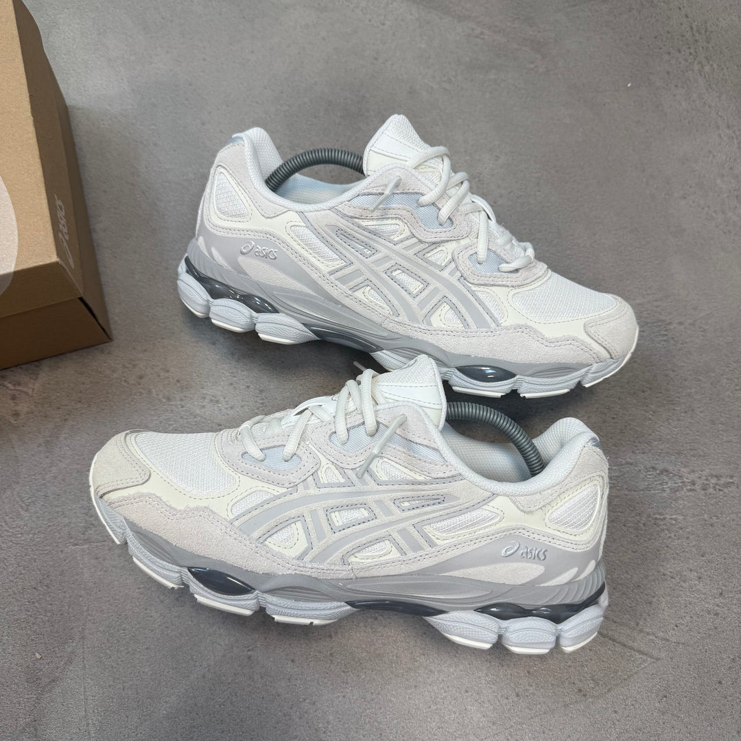 ASICS GEL NYC TRAINER - PALE CREAM / GREY