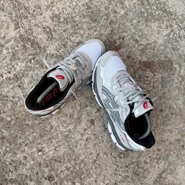 ASICS GEL NYC TRAINER - WHITE / STEEL GREY