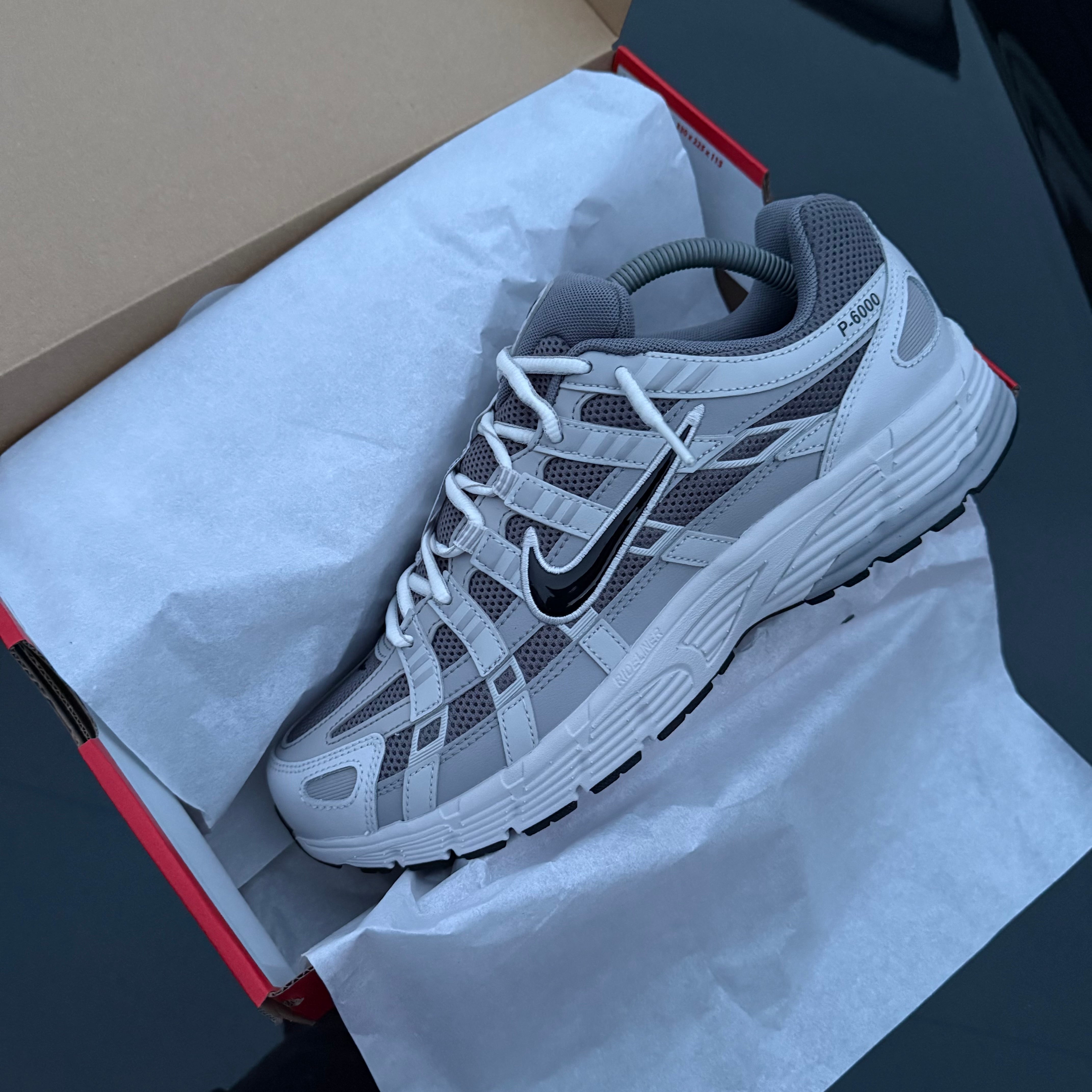 NIKE P-6000 - LIGHT SMOKE GREY