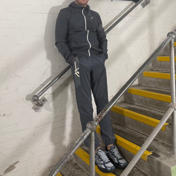 ASICS ICON WINDRUNNER AND ICON PANTS SET - GREY