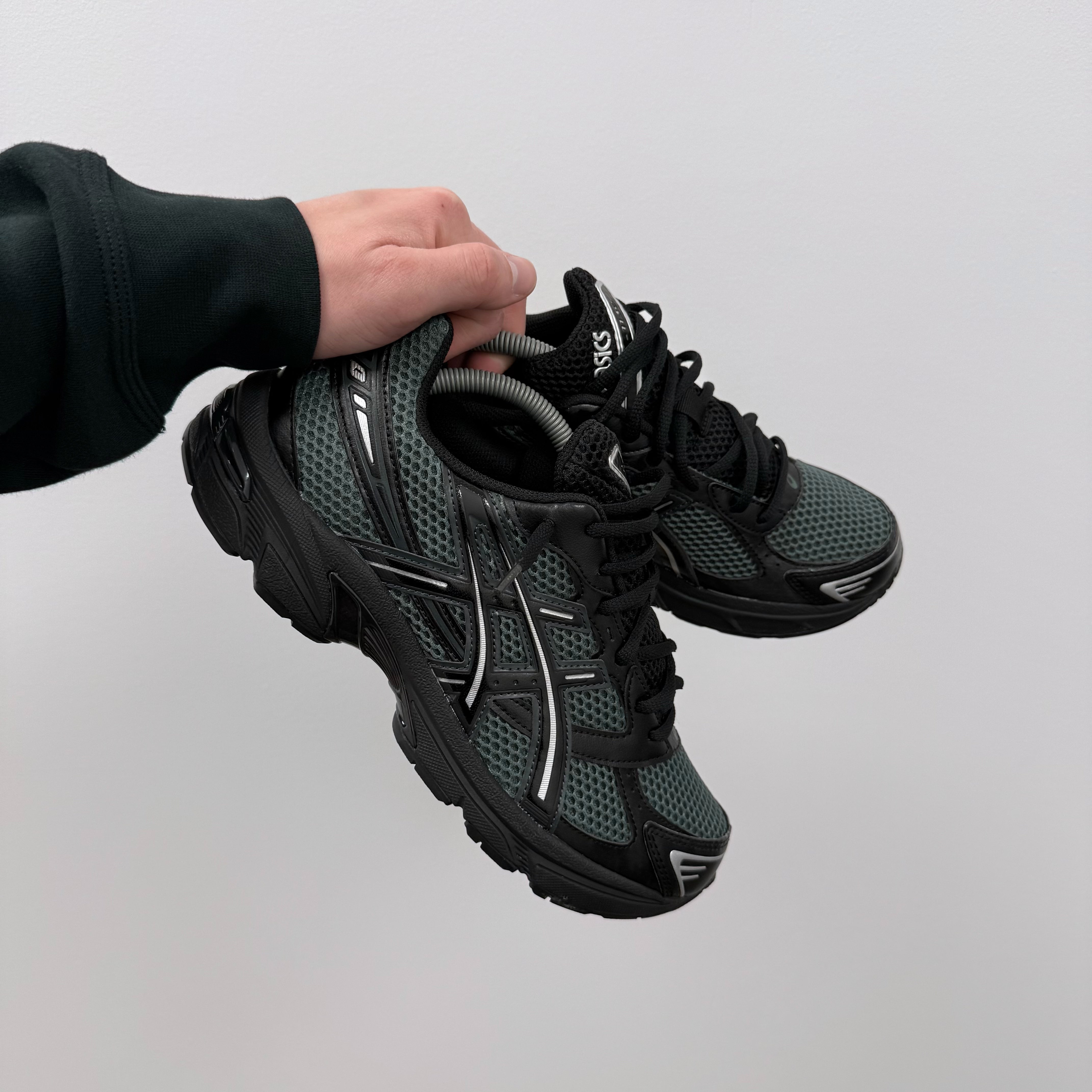 ASICS GEL 1130 TRAINER - DUSTY FERN/ BLACK