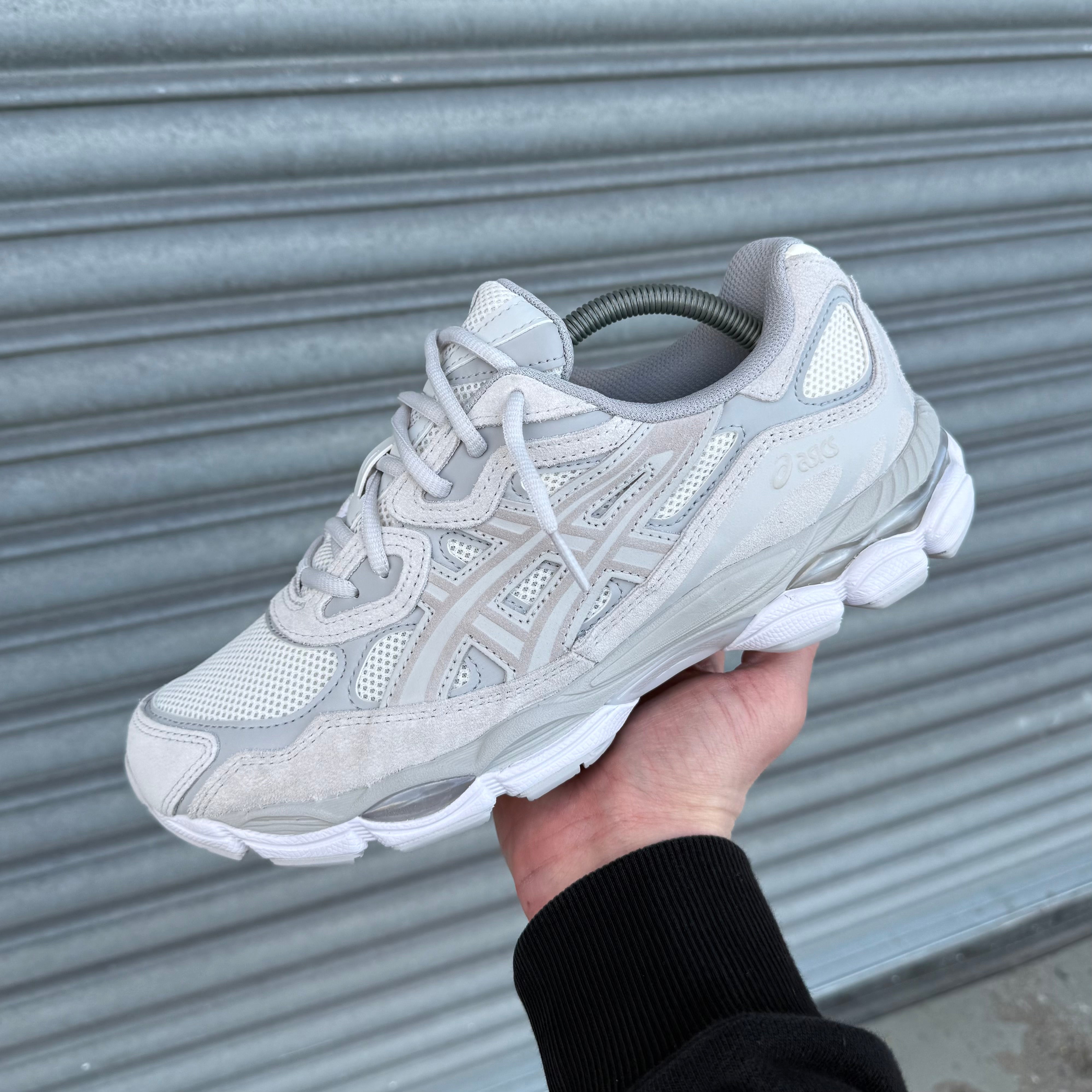 ASICS GEL NYC TRAINER - CREAM GREY