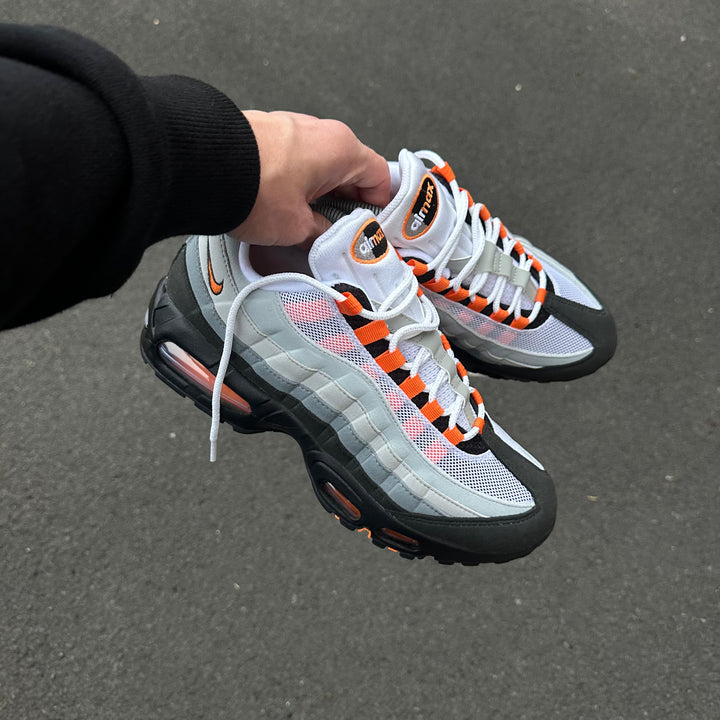 NIKE AIR MAX 95 - MANDARIN (2025)