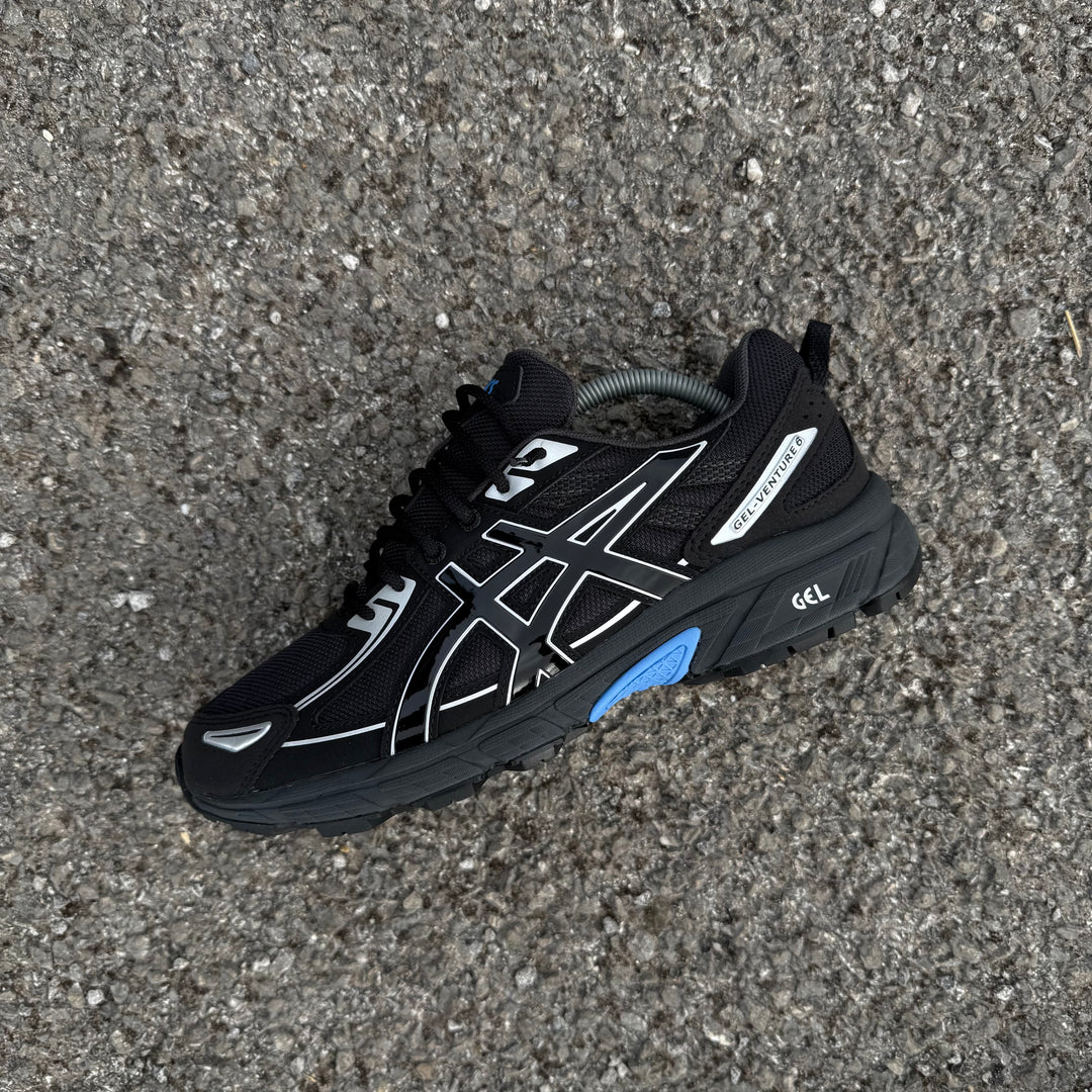 ASICS GEL VENTURE 6 TRAINER - BLACK/ BLUE