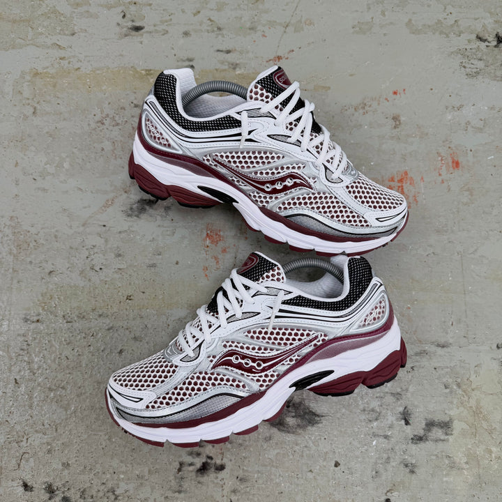 SAUCONY PROGRID OMNI 9 - WHITE MAROON