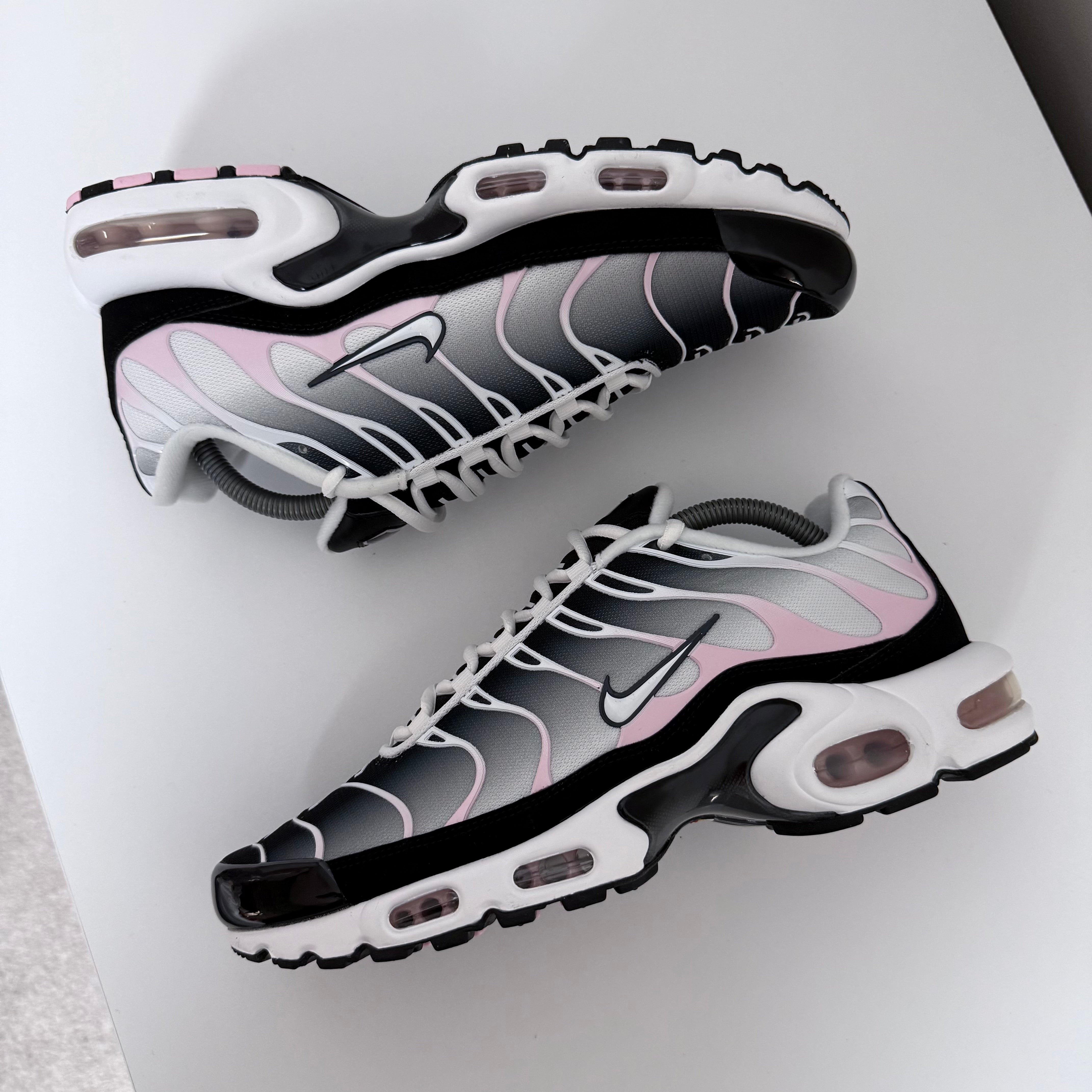 NIKE AIR MAX PLUS TN - FOAM PINK ANTHRACITE
