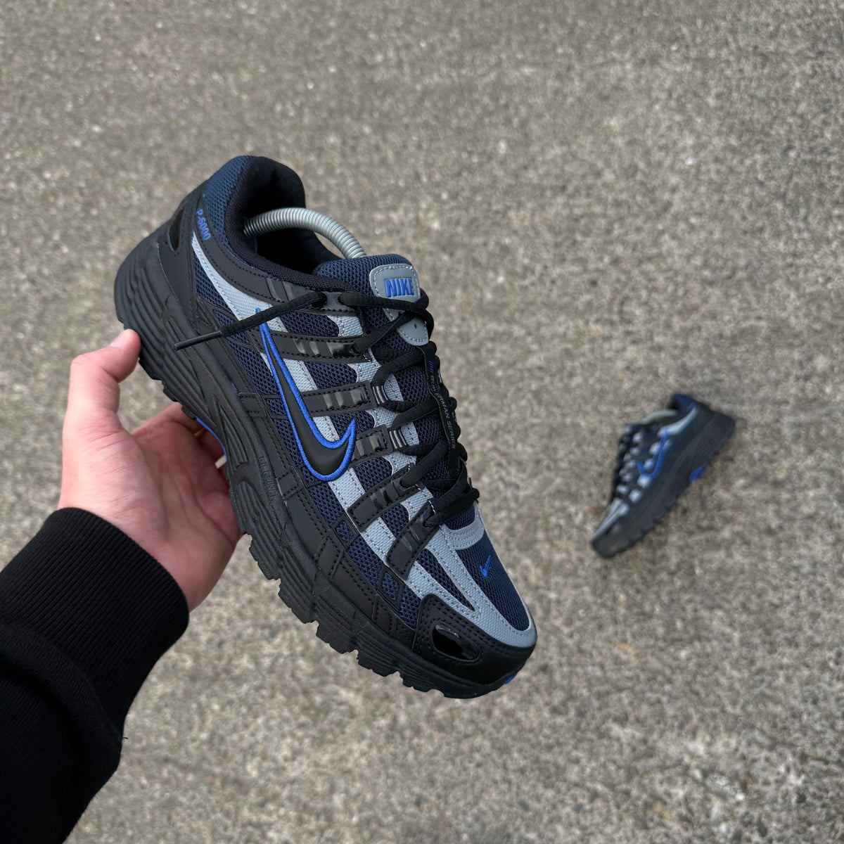 NIKE P-6000 - BLACK / MIDNIGHT BLUE