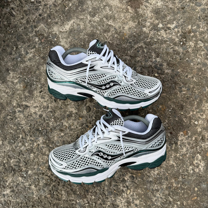 SAUCONY PROGID OMNI 9 - PINE GREEN