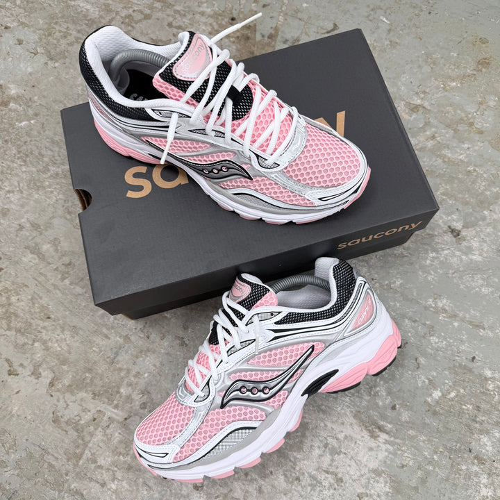 SAUCONY PROGRID OMNI 9 - WHITE TOUCH PINK