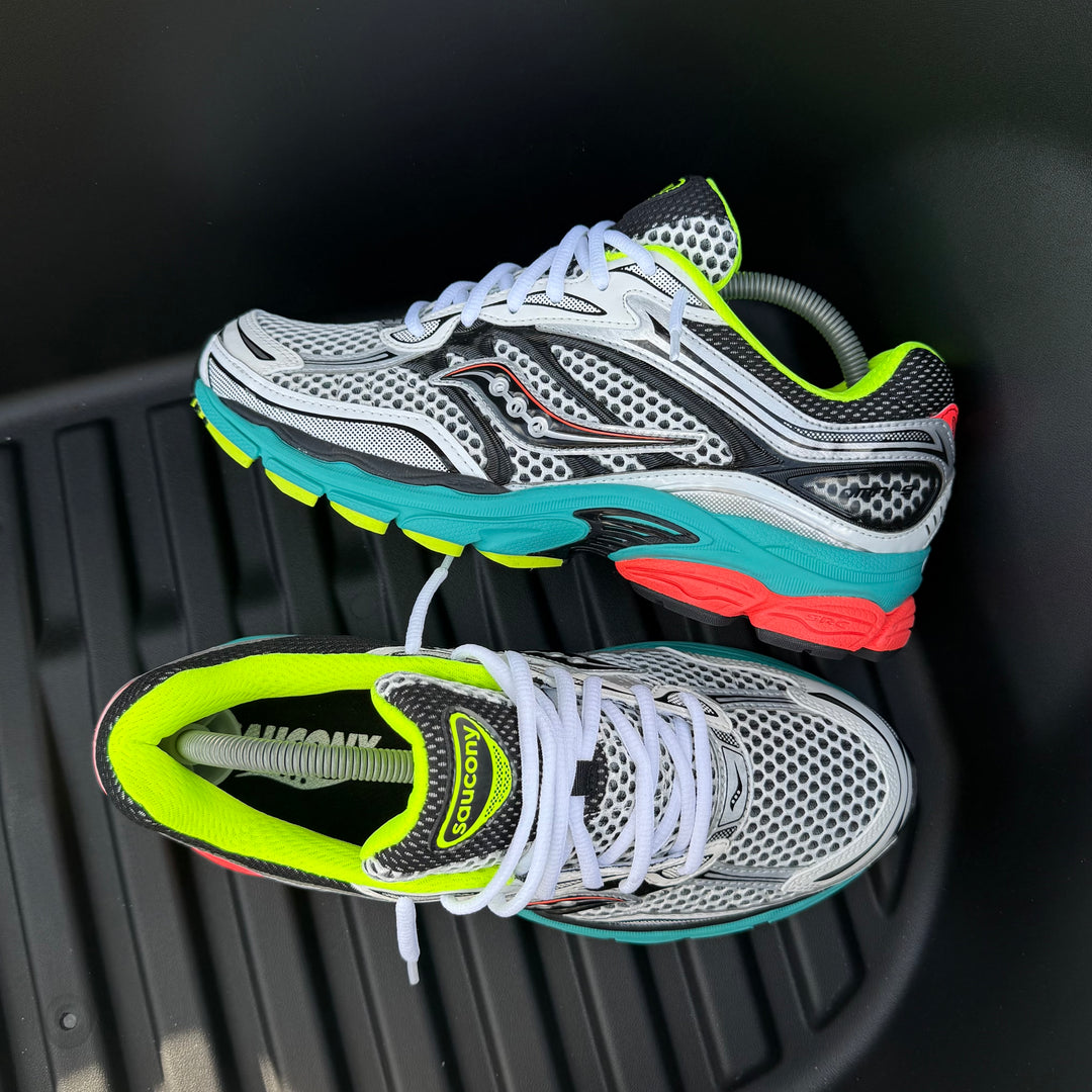SAUCONY PROGRID OMNI 9 - MUTANT