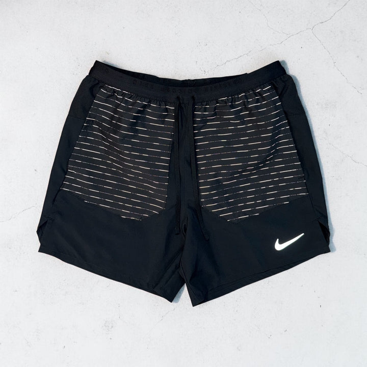 NIKE RUN DIV REFLECTIVE 5” SHORTS - BLACK