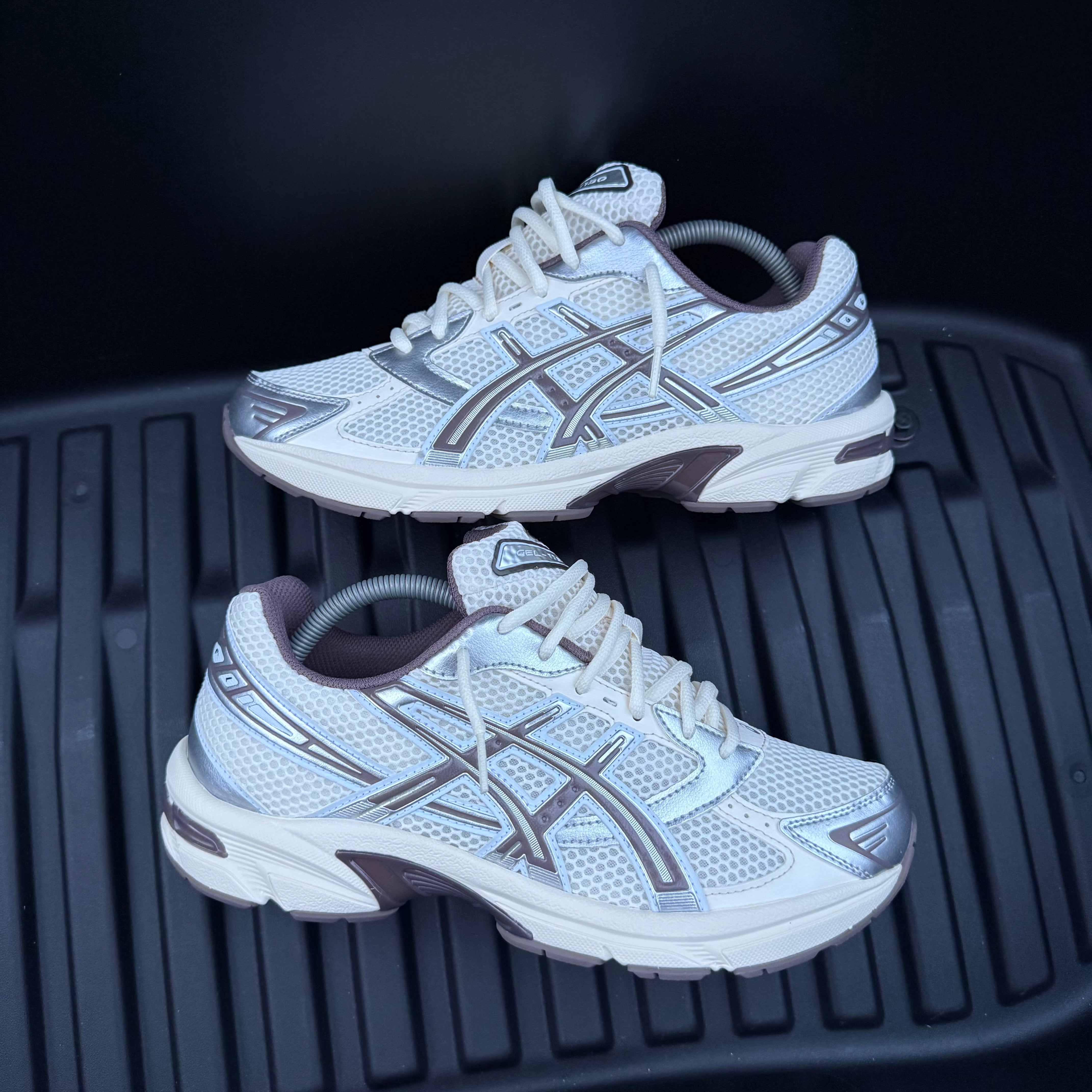 ASICS GEL 1130 TRAINER - CREAM/ COCOA POWDER