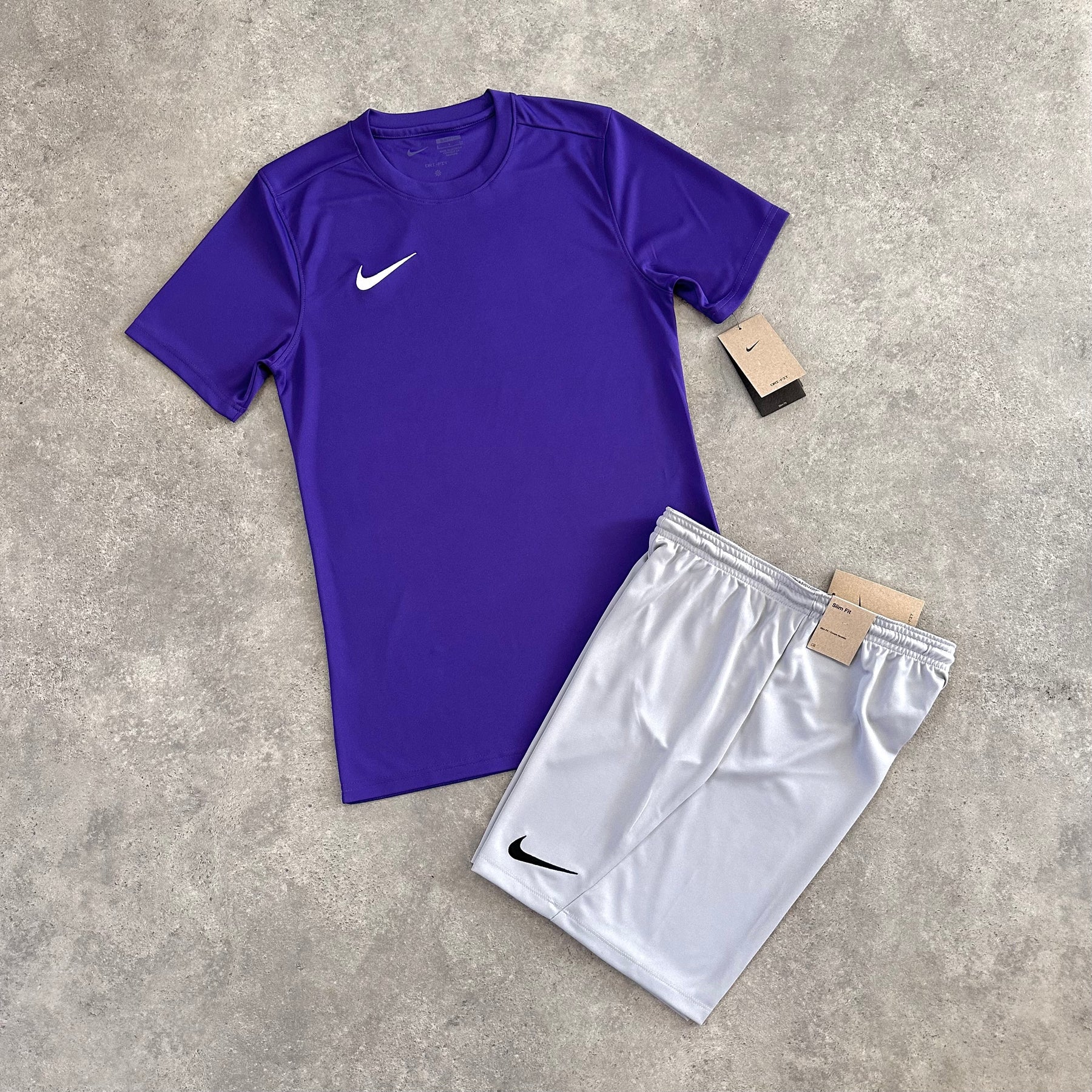 NIKE LOGO ESSENTIAL SET - PURPLE / GREY