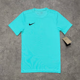 NIKE LOGO ESSENTIAL T SHIRT - MINT