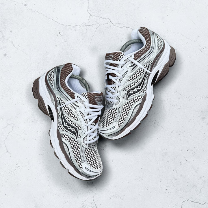 SAUCONY PROGRID OMNI 9 - WHITE BROWN