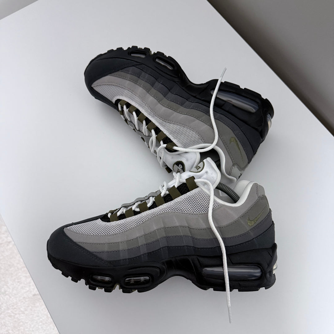 NIKE AIR MAX 95 BIG BUBBLE - MEDIUM OLIVE
