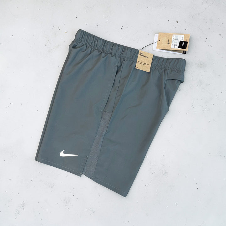 NIKE FLEX DRI-FIT SHORTS 7” - GREY