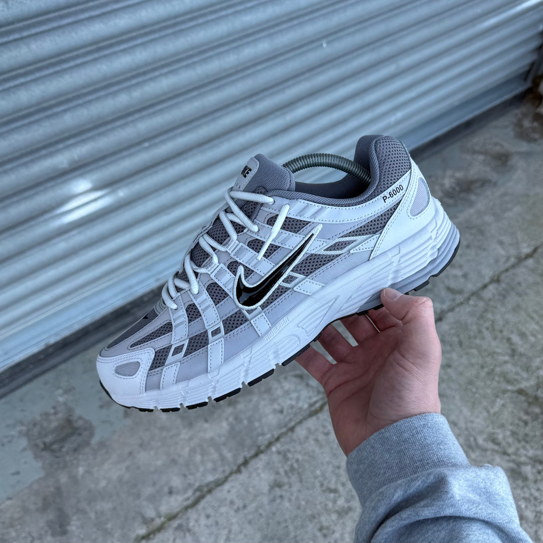 NIKE P-6000 - LIGHT SMOKE GREY