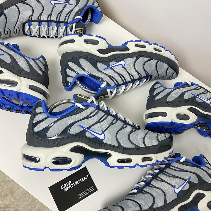 NIKE AIR MAX PLUS TN - SOCIAL FC