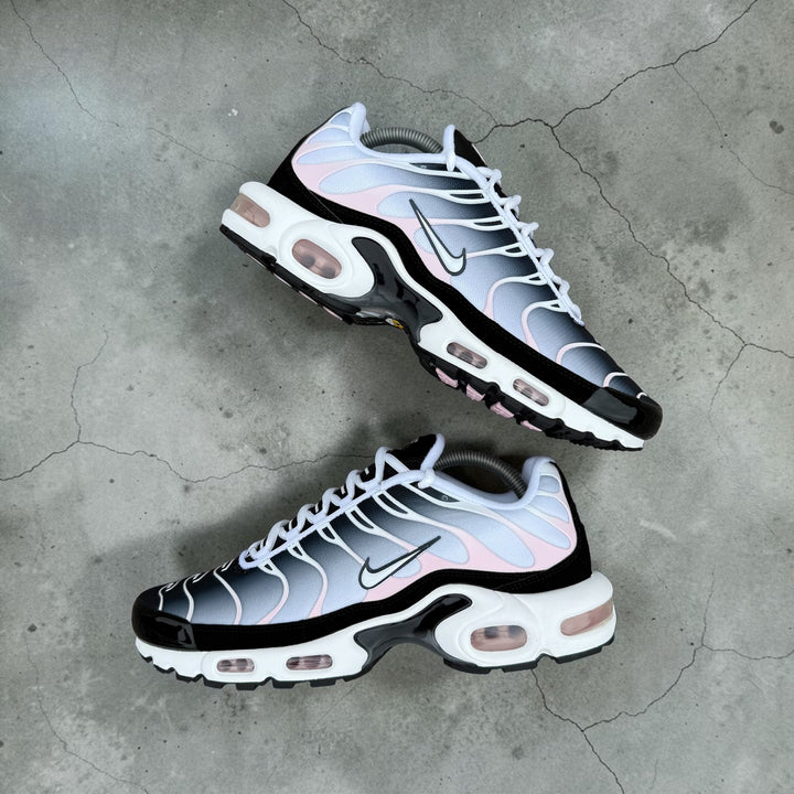 NIKE AIR MAX PLUS TN - FOAM PINK ANTHRACITE