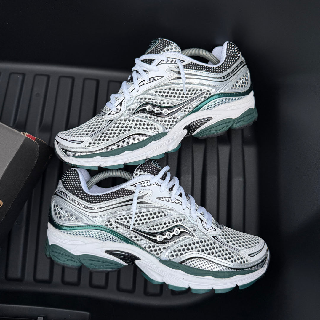 SAUCONY PROGRID OMNI 9 - PINE GREEN