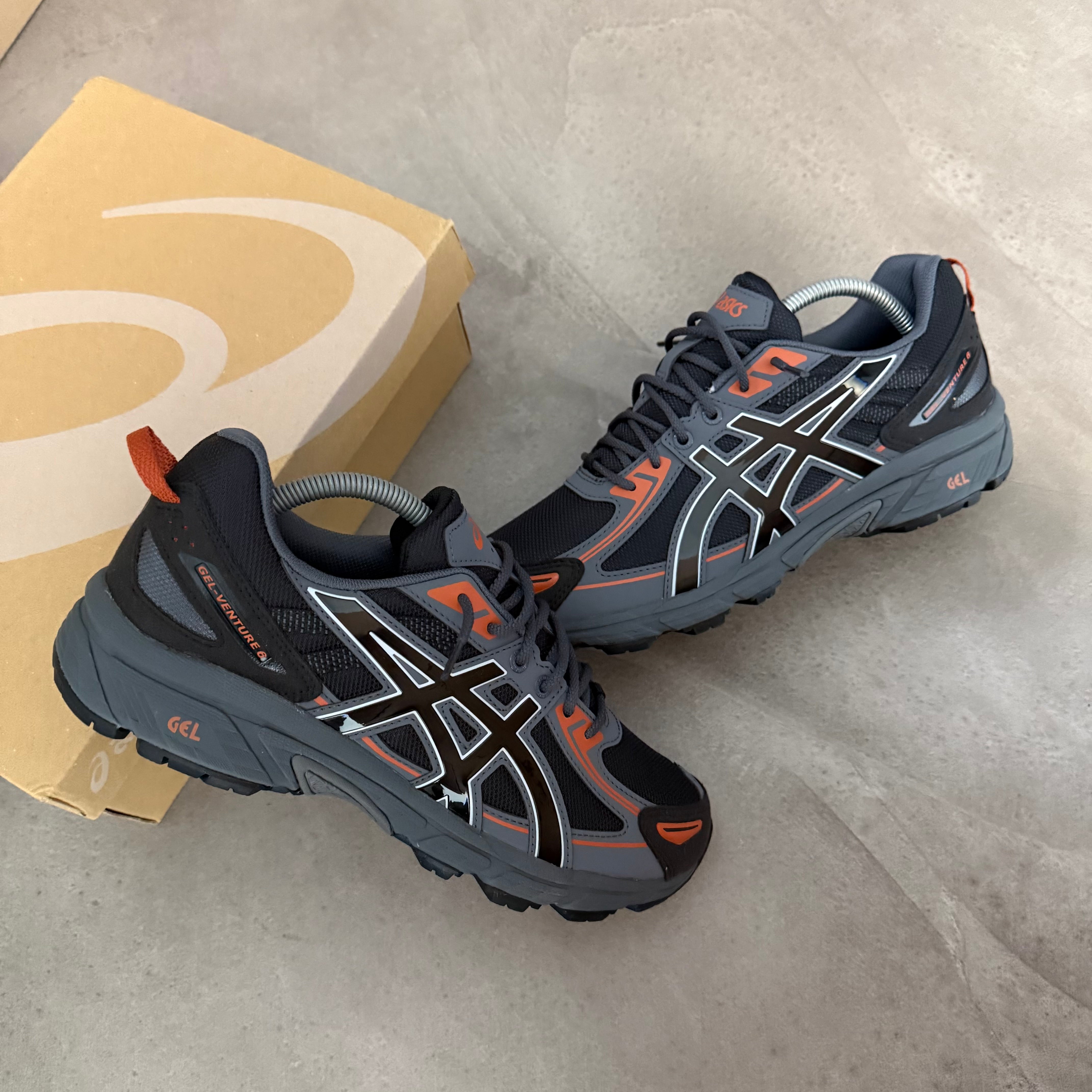 ASICS GEL VENTURE 6 TRAINER - SMOKE GREY / ORANGE