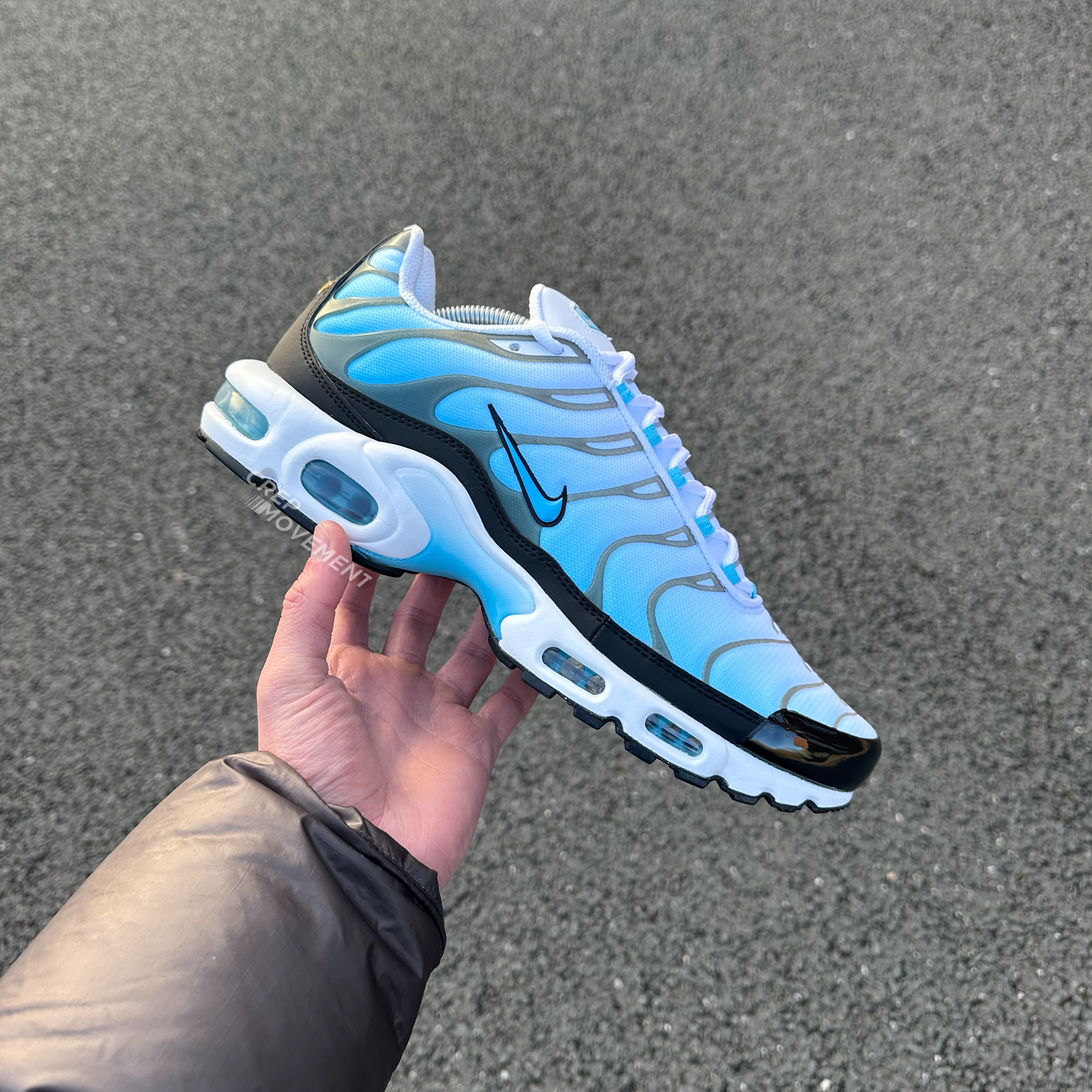 NIKE AIR MAX PLUS TN BLUE ICE BALTIC BLUE