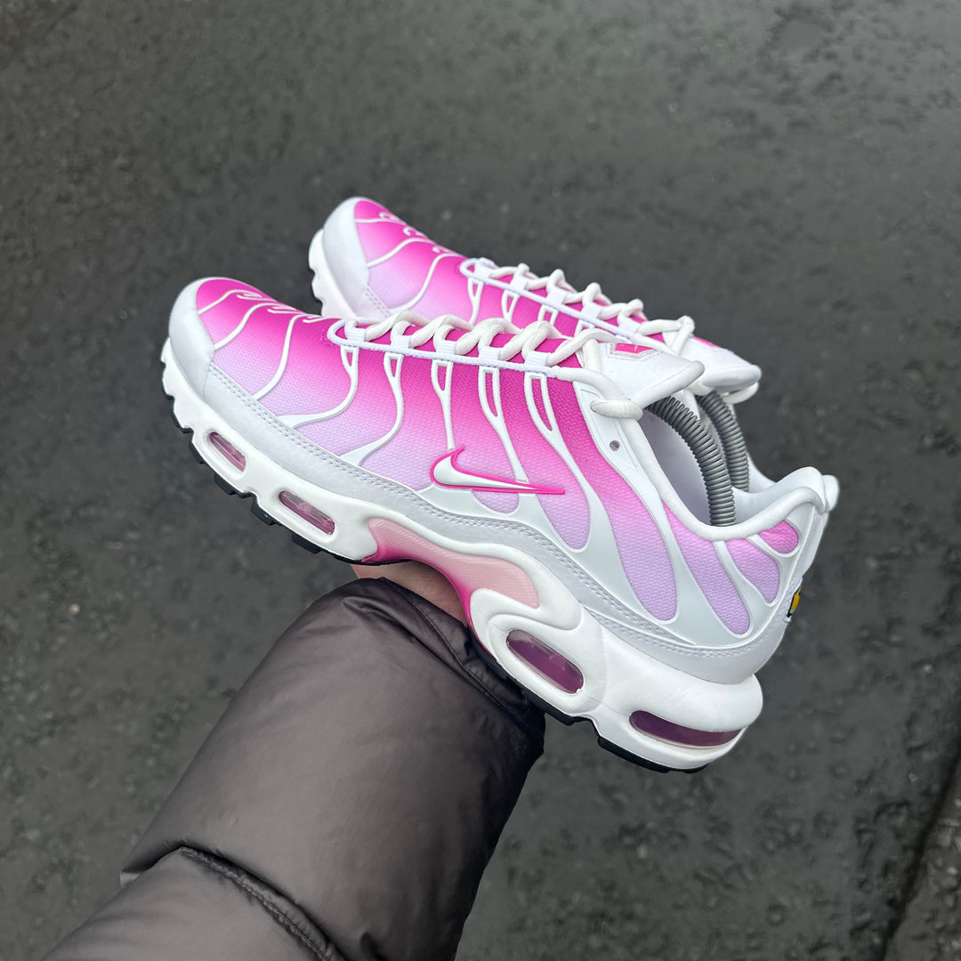 NIKE AIR MAX PLUS TN - PINK / WHITE (PINK FADES)
